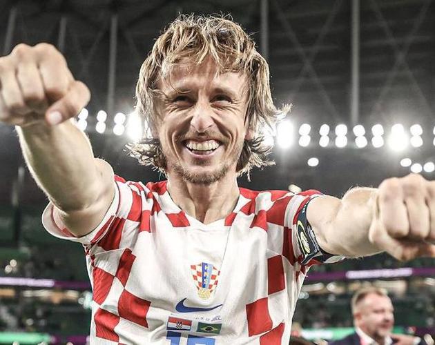 đội hình 1. fc köln gặp bayern